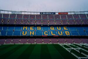 بالفيديو: برشلونة يسقط ريال مدريد ويتوج بالليجا   -اهداف الكلاسيكو-