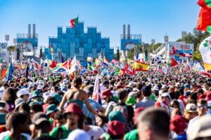 من الكلاب الآلية والمسيّرات إلى كرات الذكاء الاصطناعي.. ما الجديد في مونديال عام 2026؟